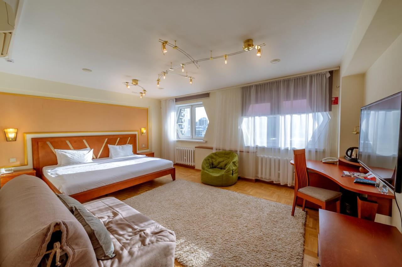 Azimut Hotel Siberia Novosibirsk Eksteriør billede